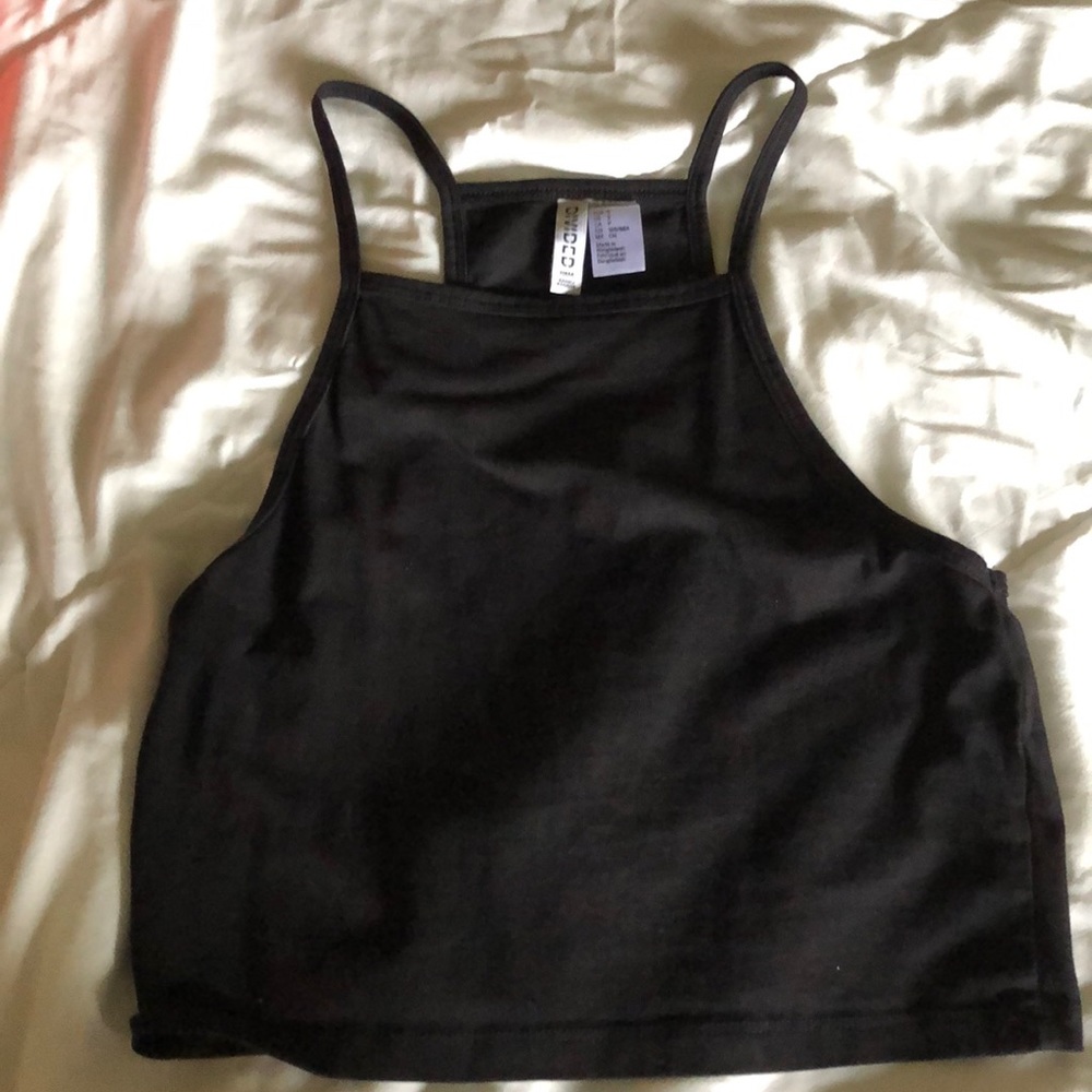 Black crop top